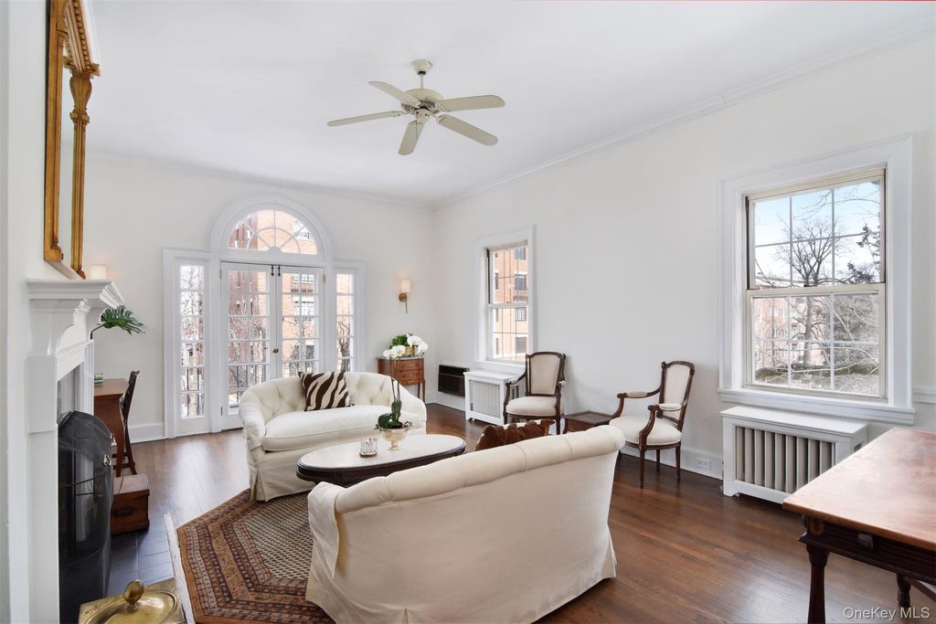 Photo of 15 Meadow Avenue #6, Bronxville, NY 10708 (MLS # 951501)