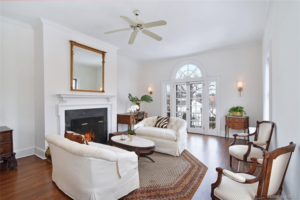 Photo of 15 Meadow Avenue #6, Bronxville, NY 10708 (MLS # 951501)