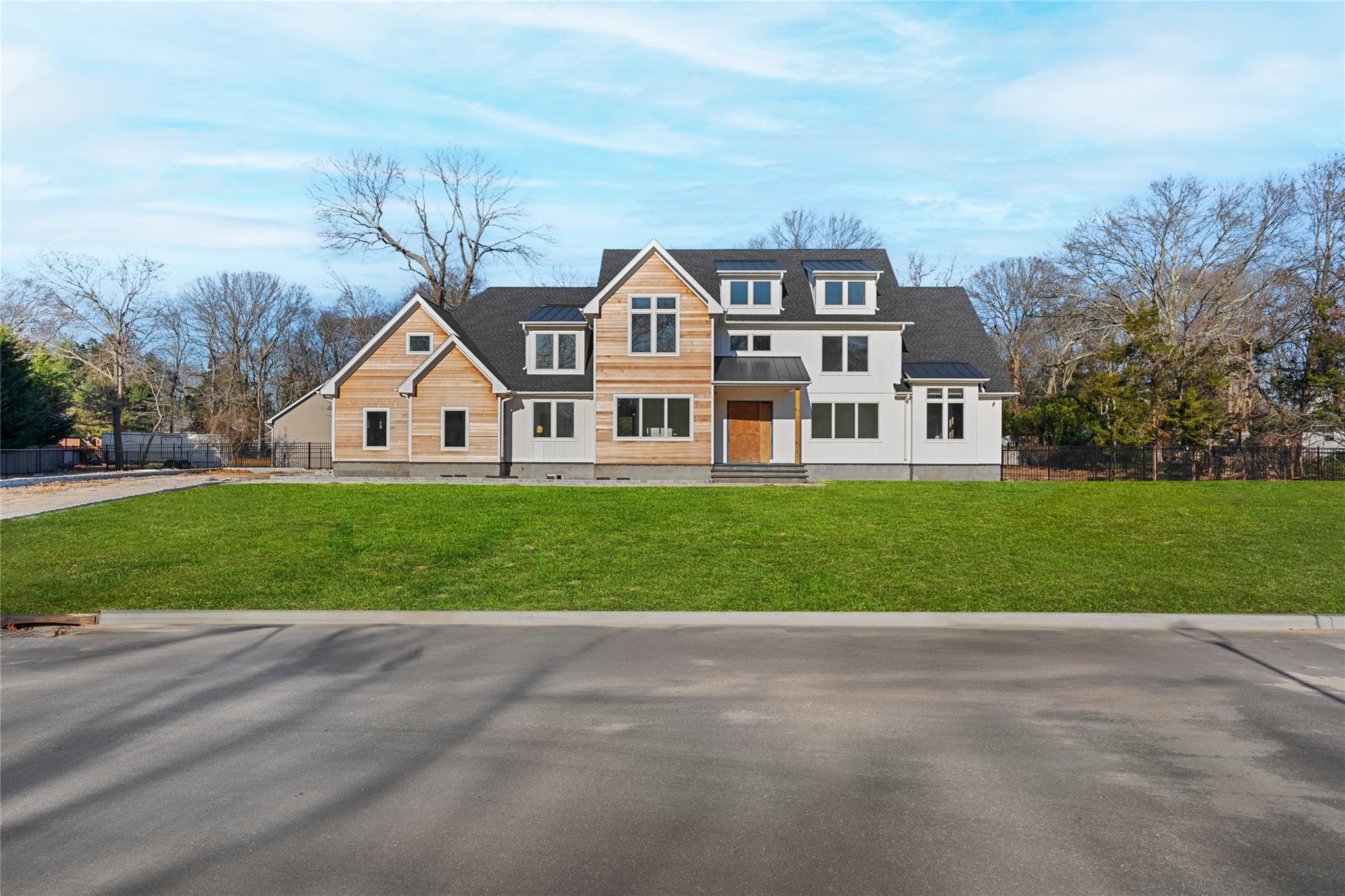 5 Sheep Pasture Lane, East Islip, New York image 3