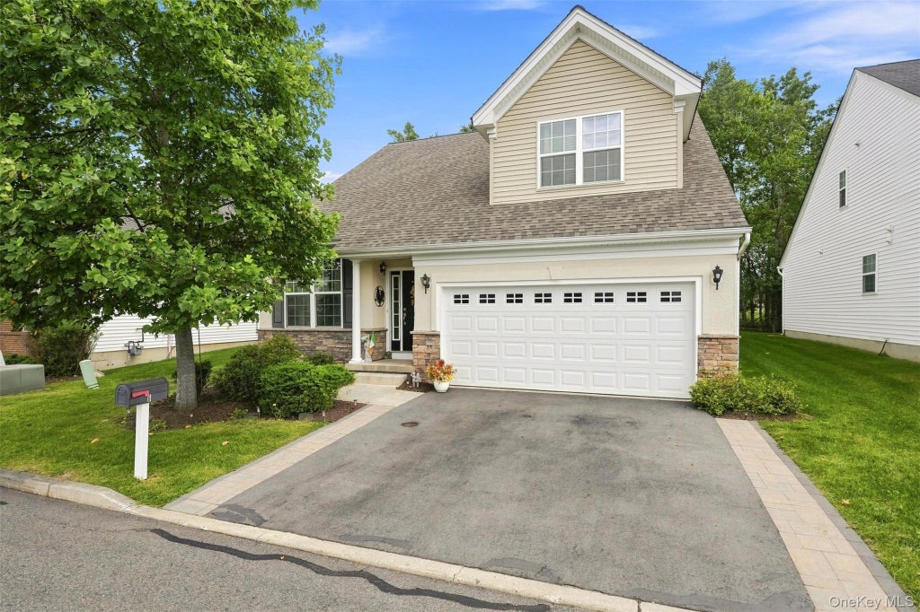 Photo of 6 Cyprus Drive, Middletown, NY 10940 (MLS # 1049692)