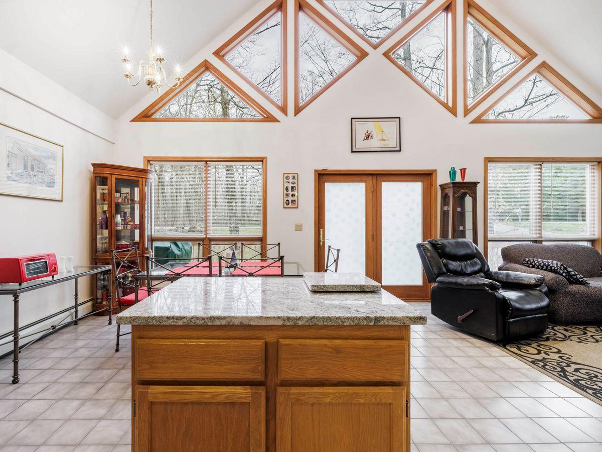 831 N Chodikee Lake Road, Highland, New York image 8