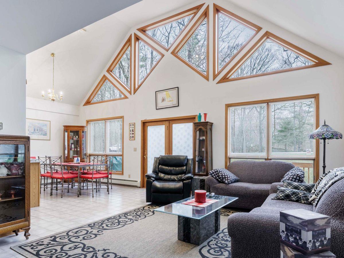 831 N Chodikee Lake Road, Highland, New York image 9