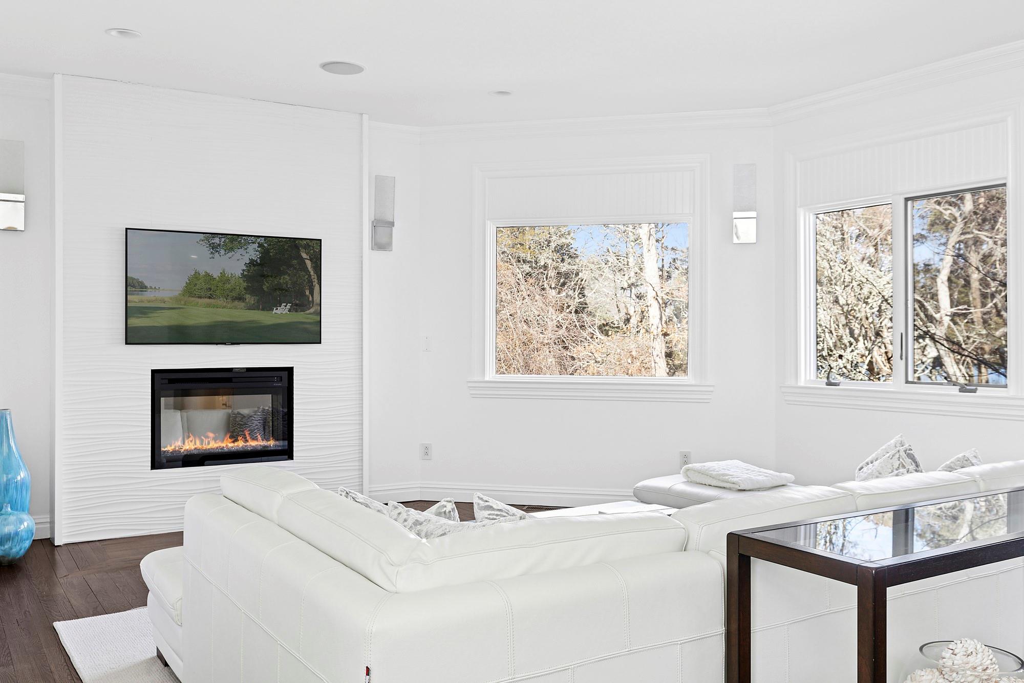 16 Duckwood Lane, Hampton Bays, New York image 10