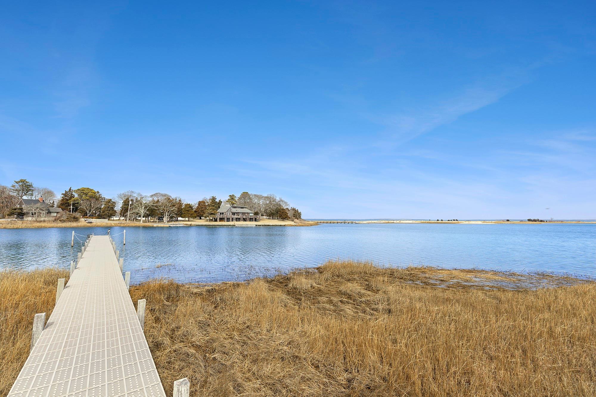 16 Duckwood Lane, Hampton Bays, New York image 33