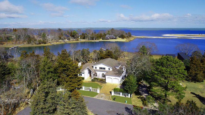 Property for Sale at Duckwood Lane, Hampton Bays, Hamptons, NY - Bedrooms: 6 
Bathrooms: 6  - $3,625,000