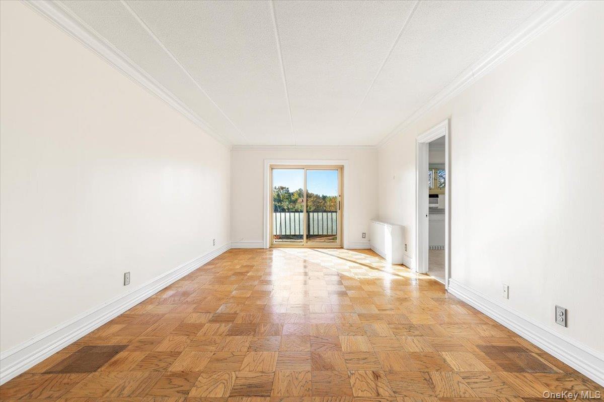 470 Halstead Avenue 5E