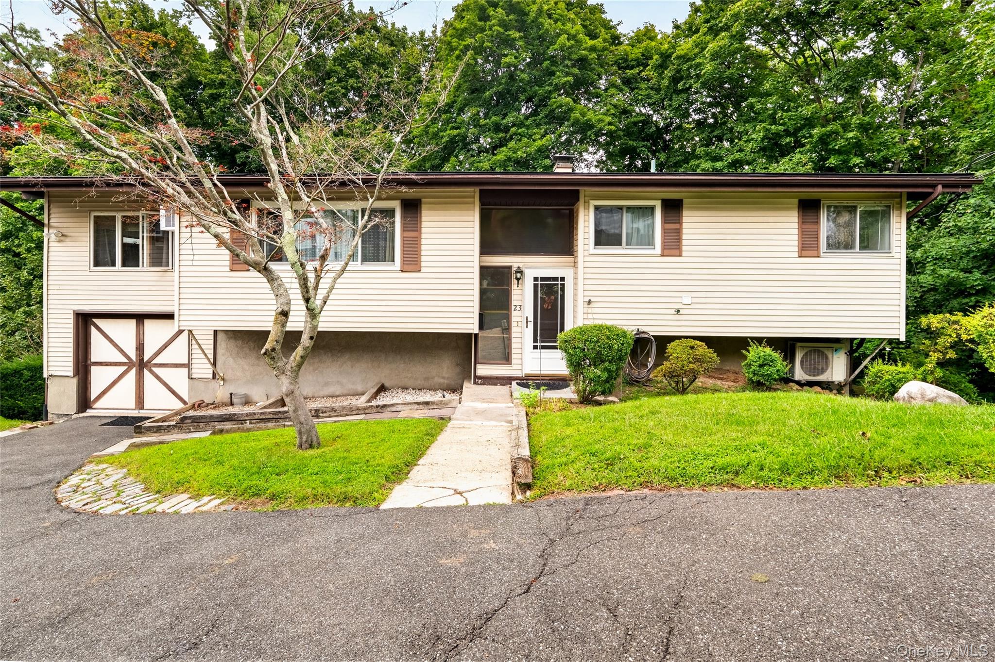 23 Howard Avenue