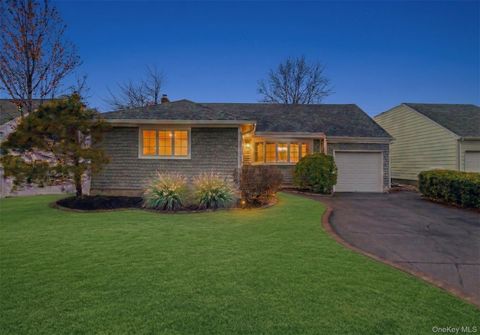 485 Farm Ranch Road W Bethpage NY 11714