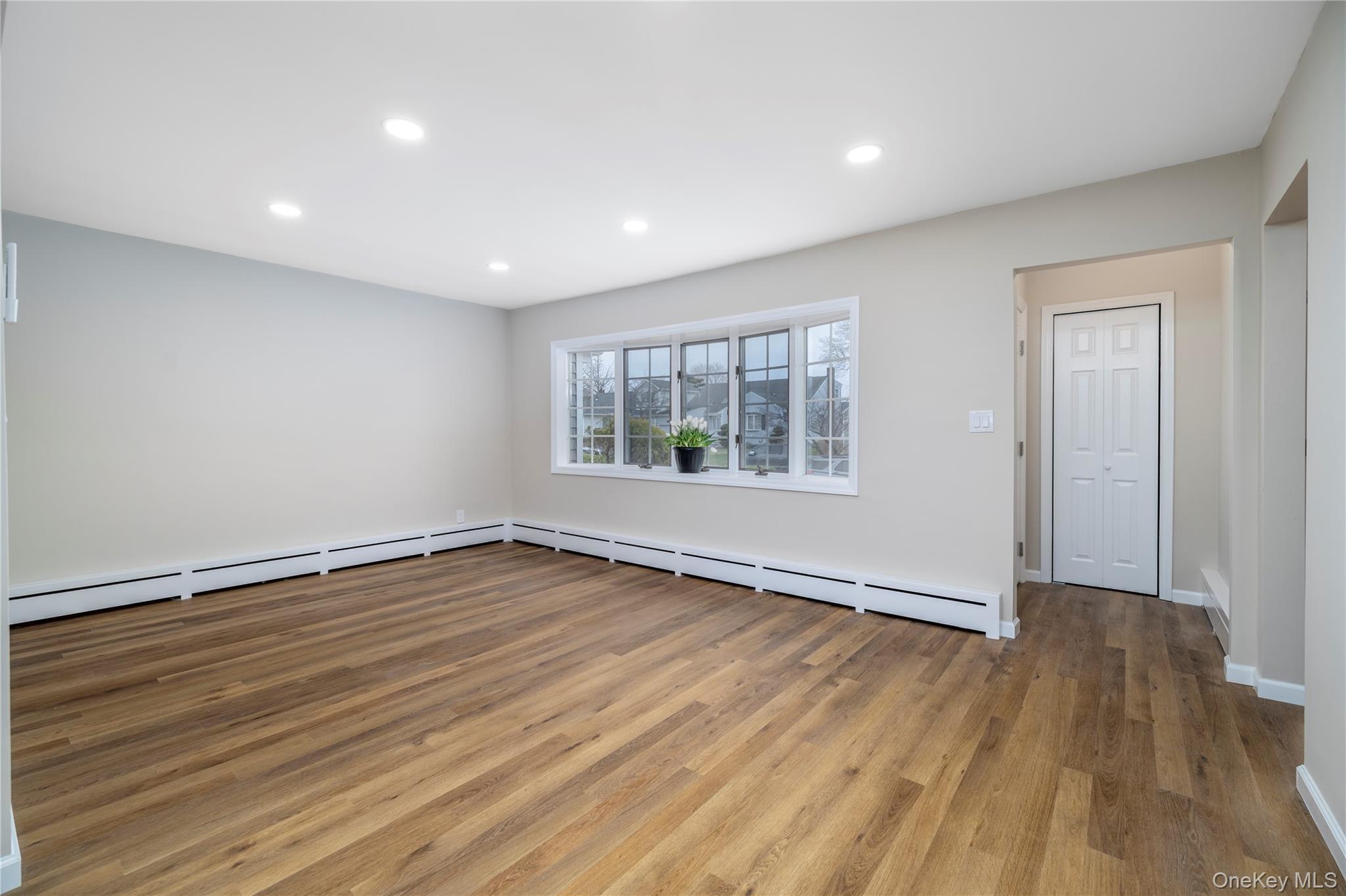 485 Farm Ranch Road W