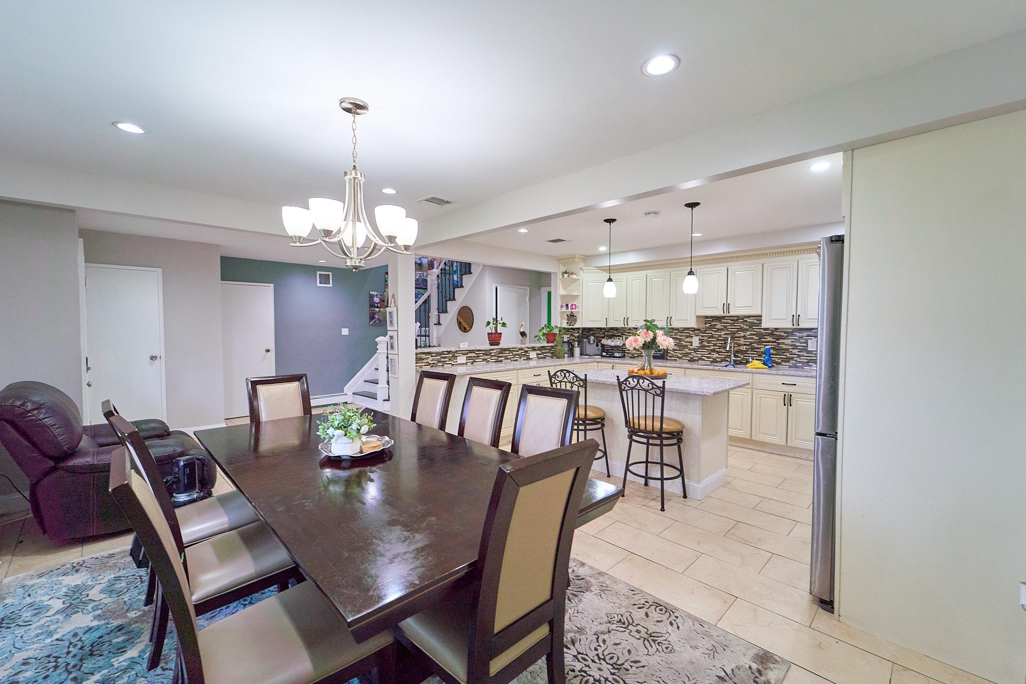 2 Hawthorne Street, Farmingdale, New York image 6