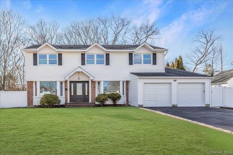 20 Shirley Court Commack NY 11725