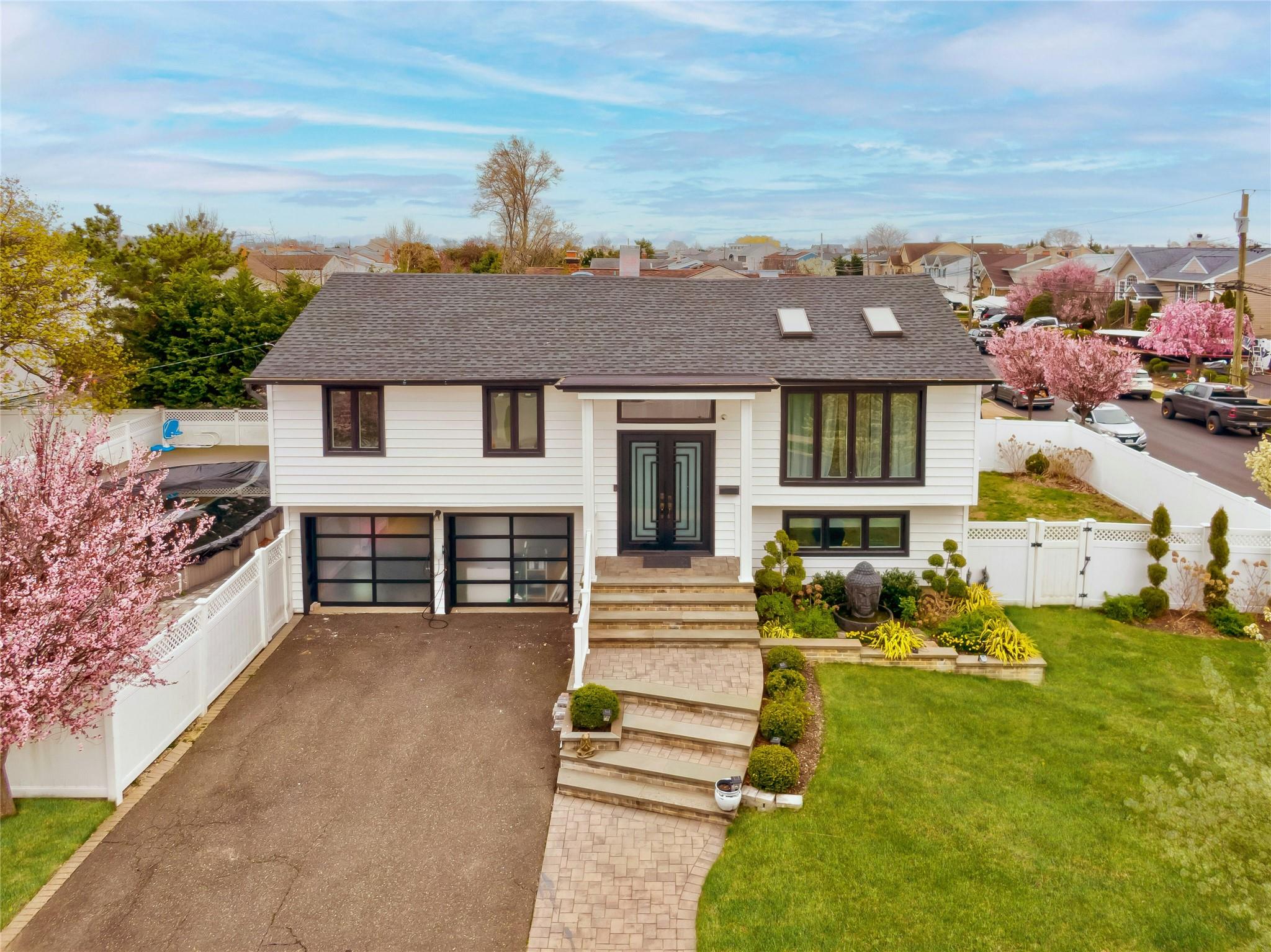 2974 Hemlock Place, Wantagh, New York image 8