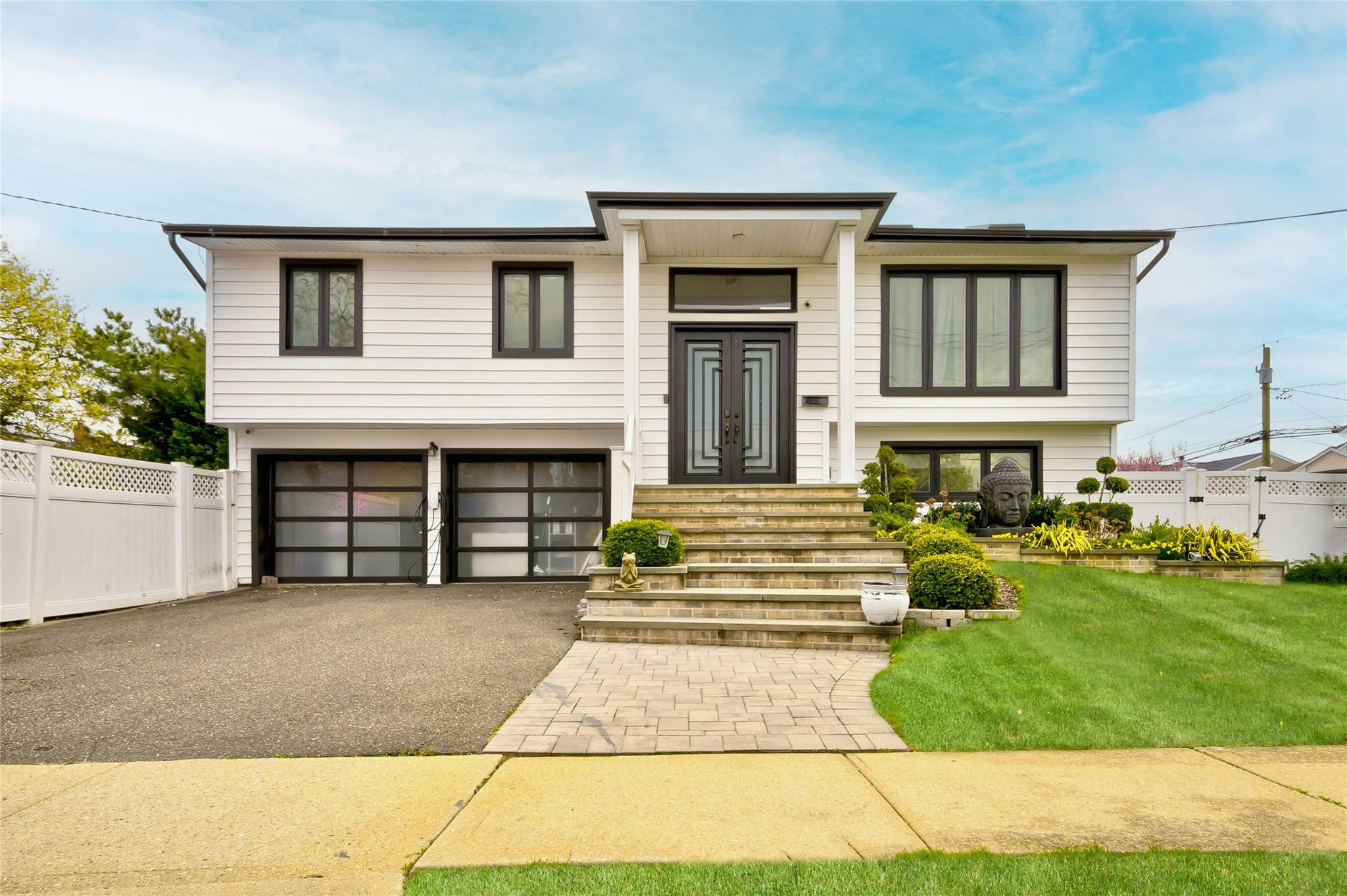 2974 Hemlock Place, Wantagh, New York image 5