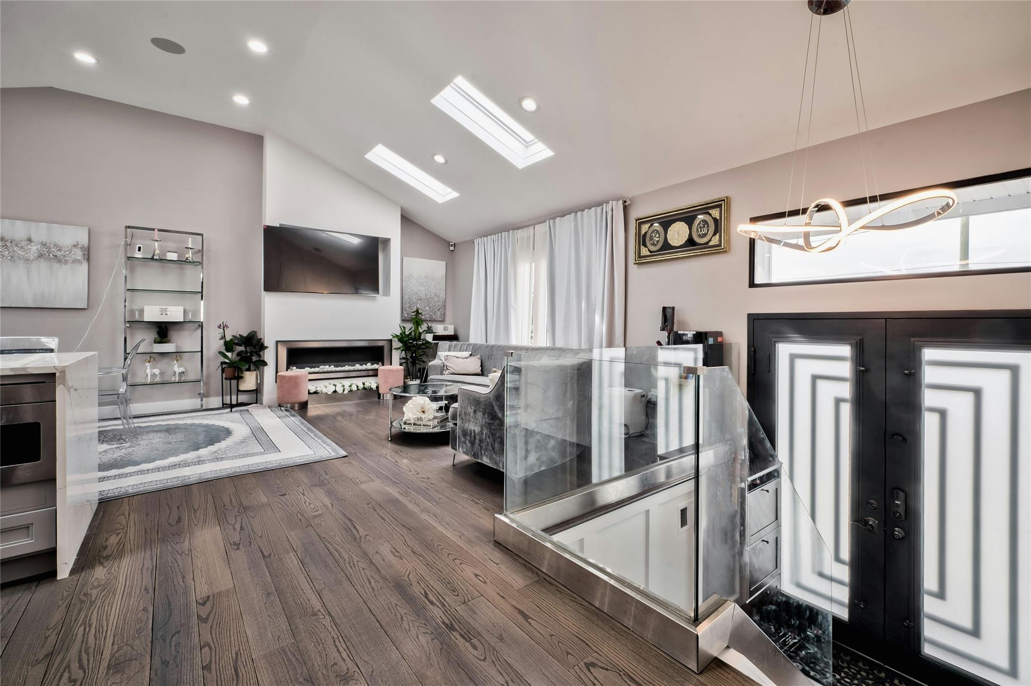 2974 Hemlock Place, Wantagh, New York image 11
