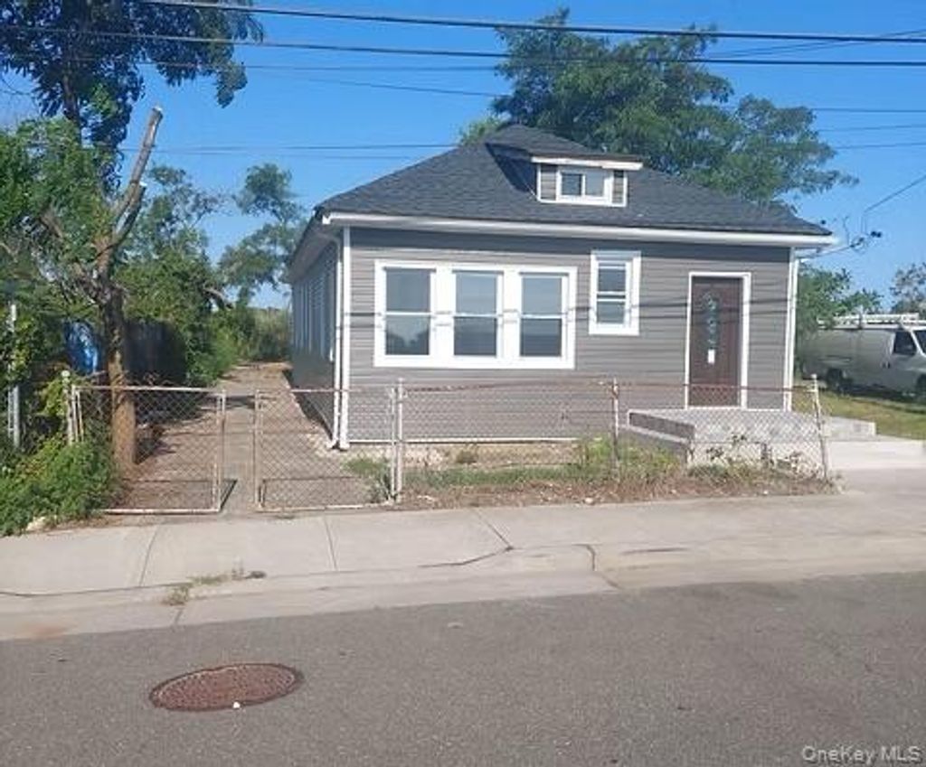 Photo of 534 Beach 43rd Street, Far Rockaway, NY 11691 (MLS # 958679)