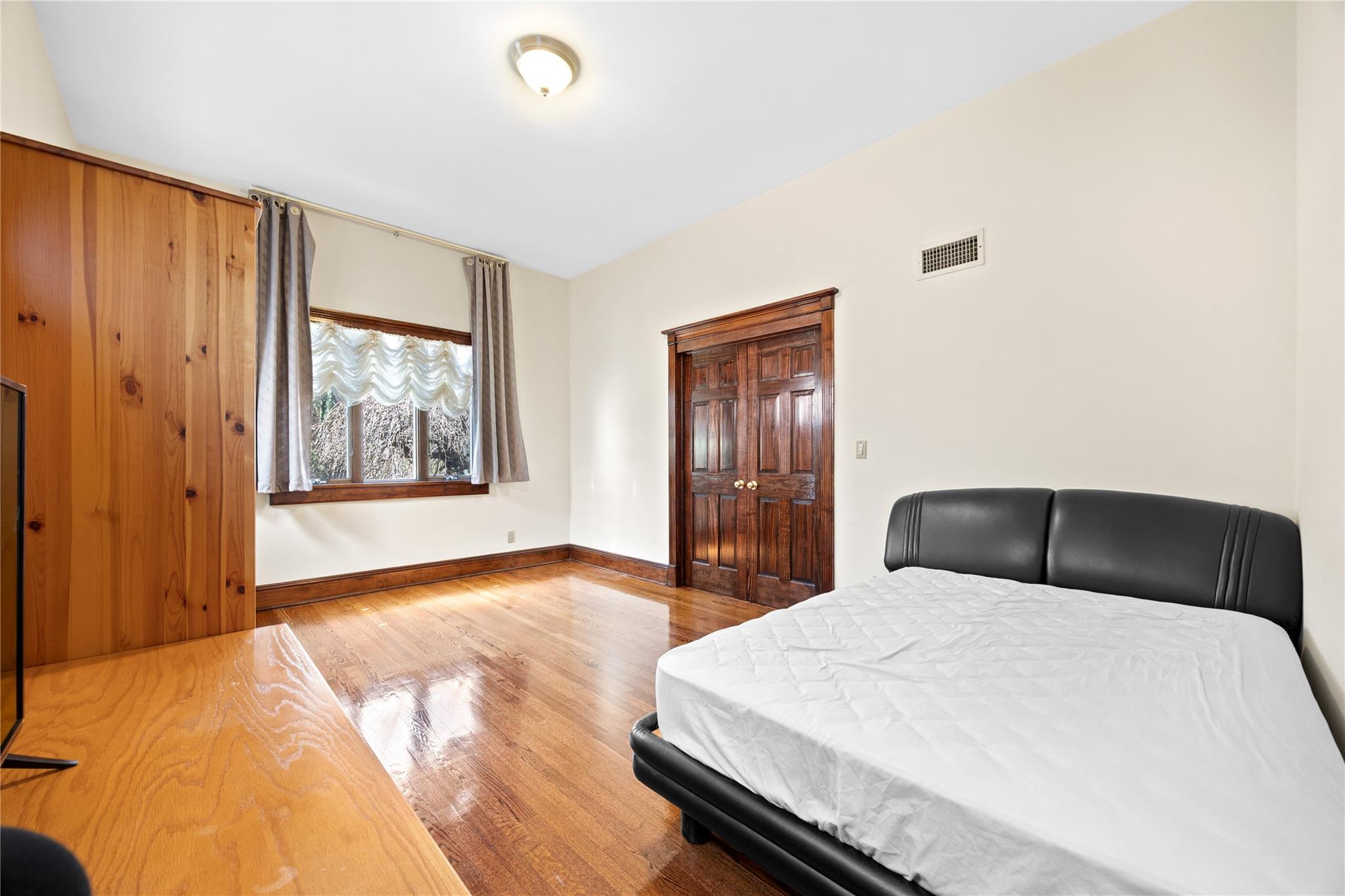 3323 158th Street, Flushing, New York image 14