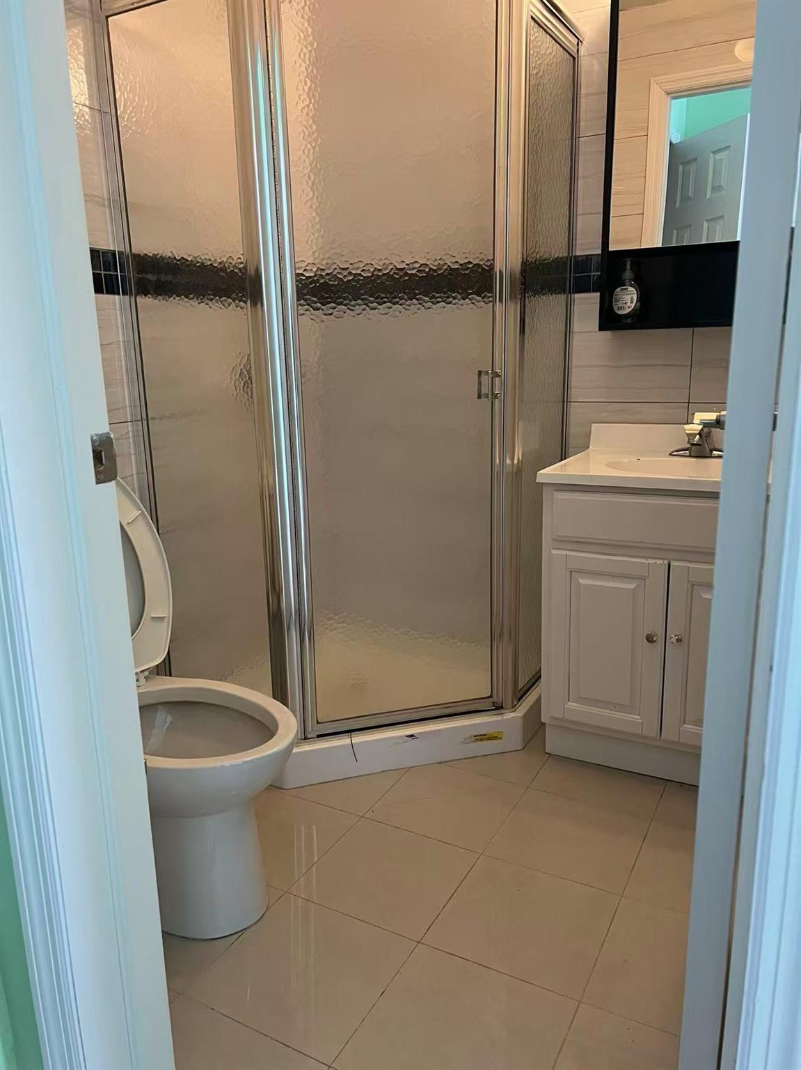 31-53 Linden Place #2E, Flushing, New York image 6