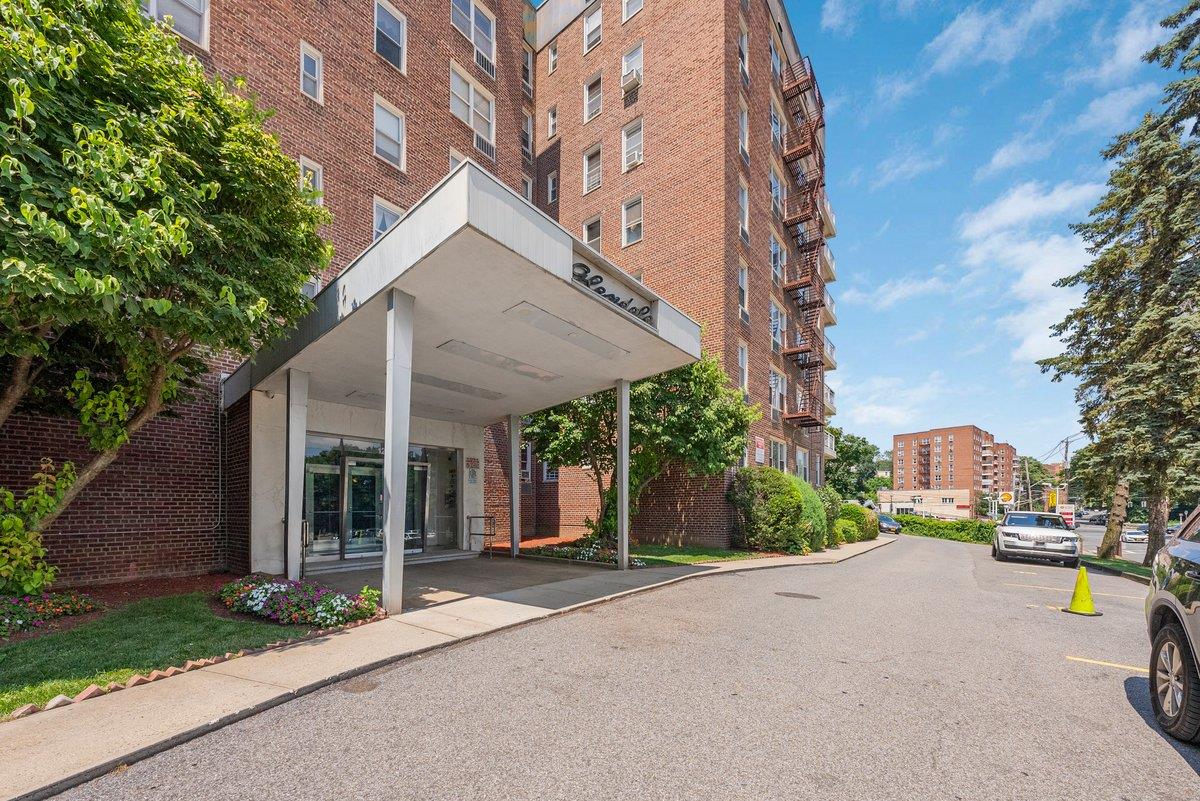 125 Bronx River Road 5B