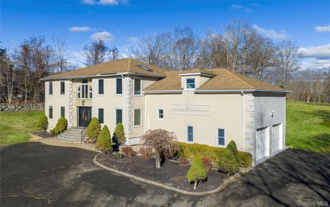 9 Caroline Drive Patterson NY 12563