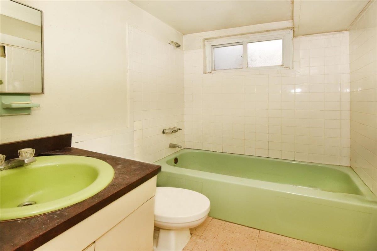 176-17 127 Avenue, Jamaica, New York image 13