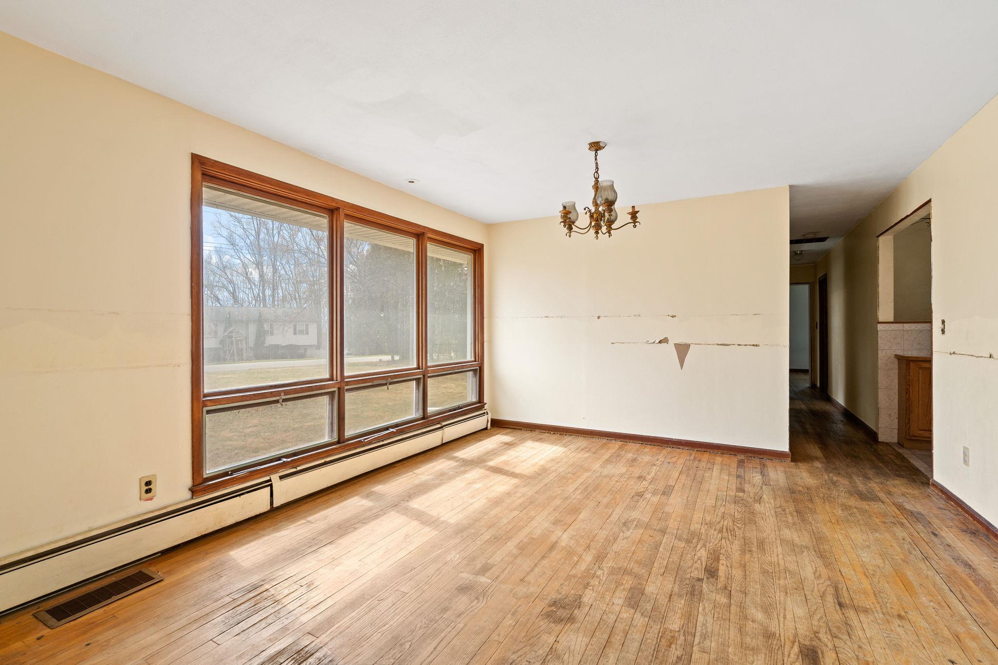 80 Maple Drive, Middletown, New York image 7
