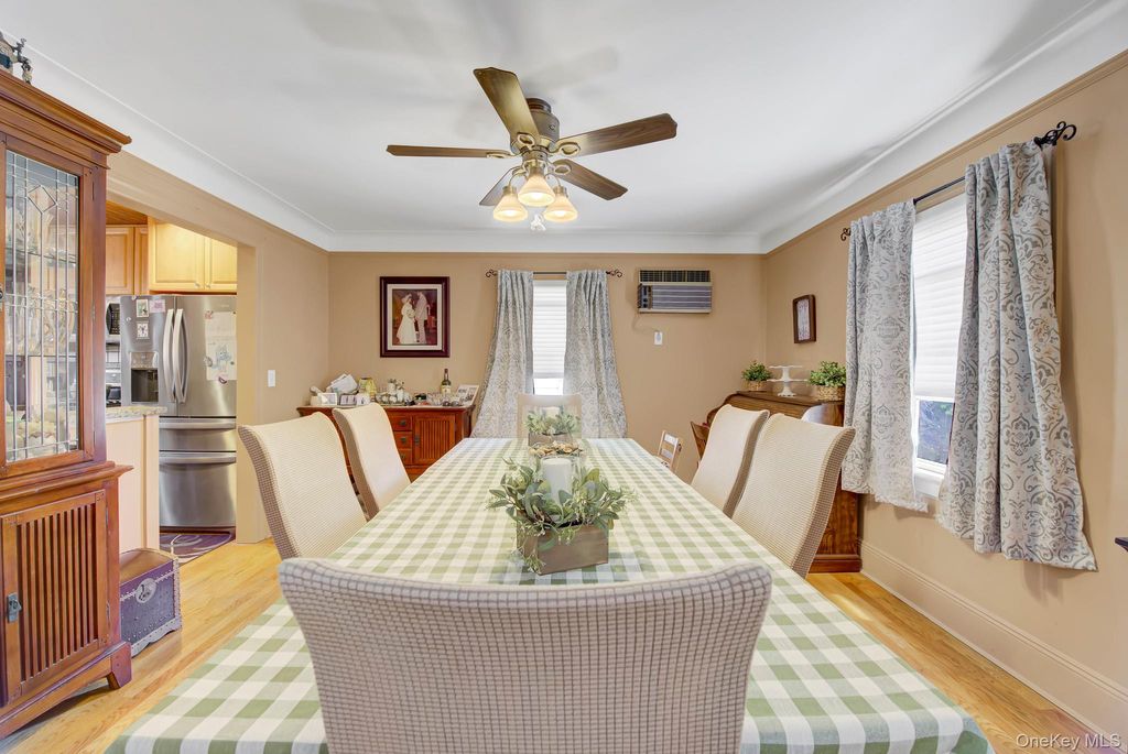 Photo of 130 Fairfield Avenue, Mineola, NY 11501 (MLS # 1012109)