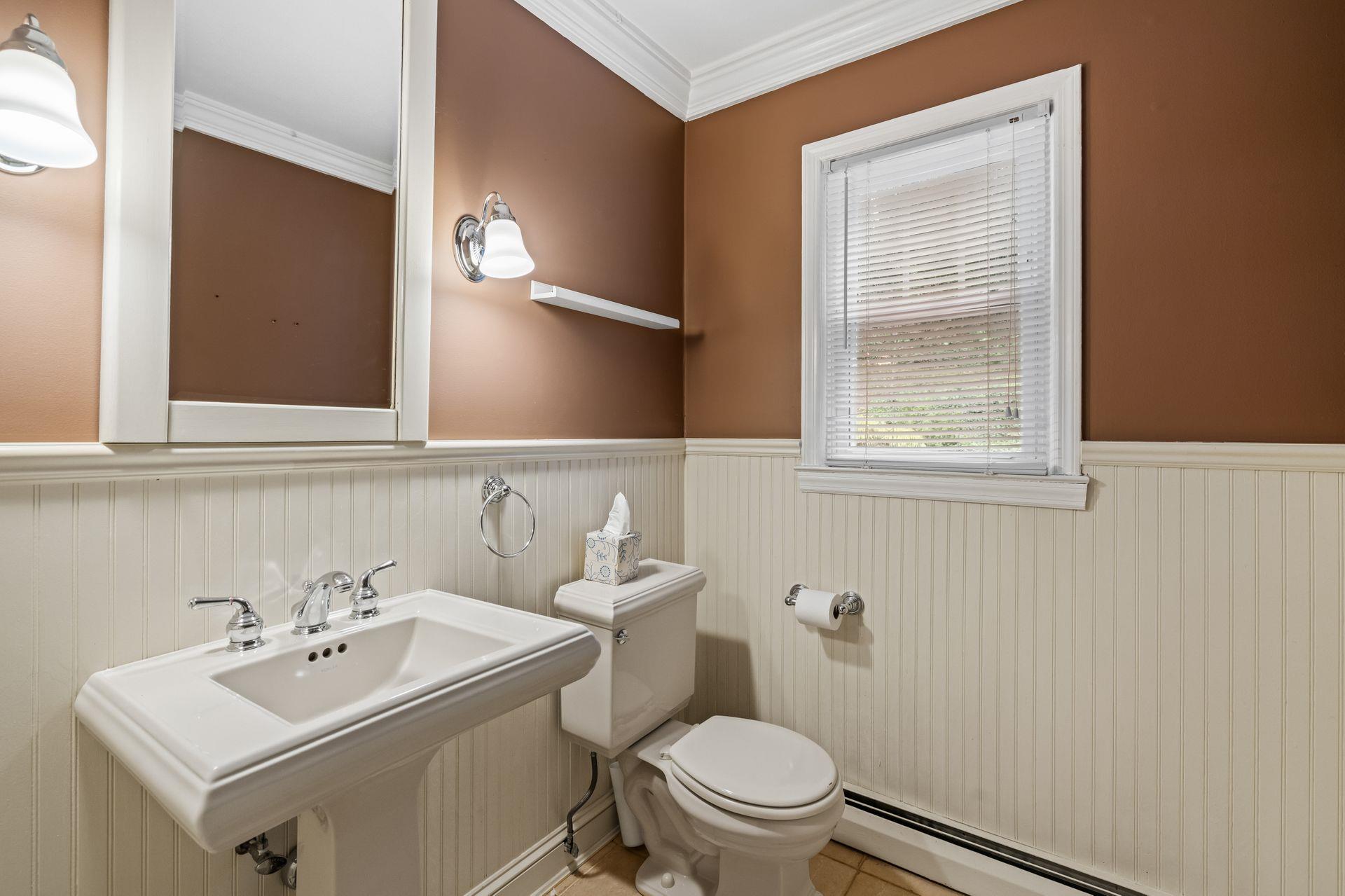 128 Cove Road, Huntington, New York image 14