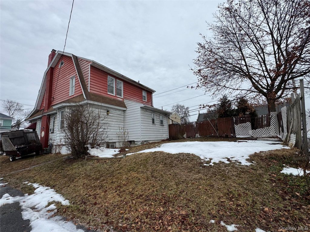 Photo of 178 Fullerton Avenue, Newburgh, NY 12550 (MLS # 966733)