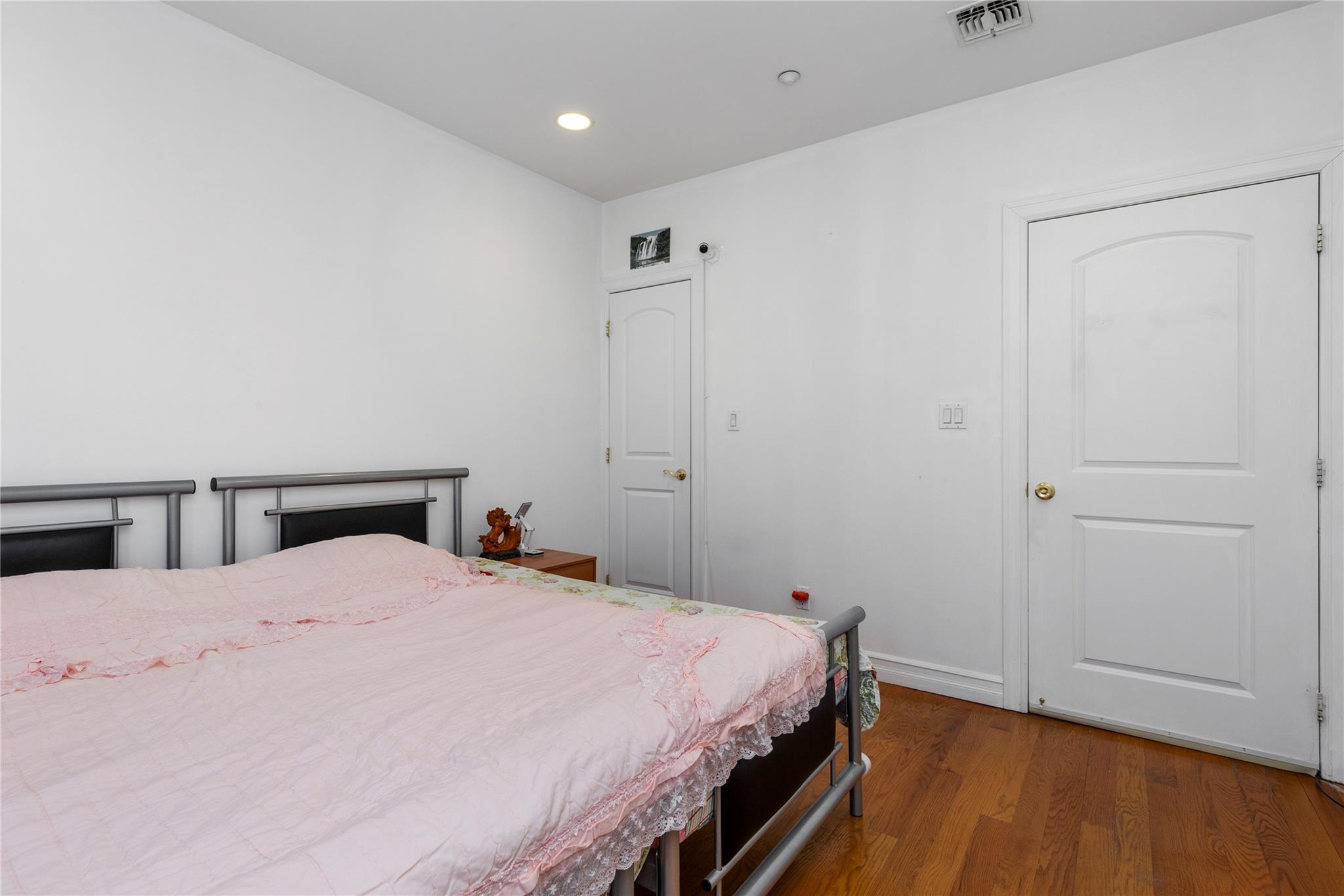 107-16 37th Avenue #3B, Corona, New York image 9