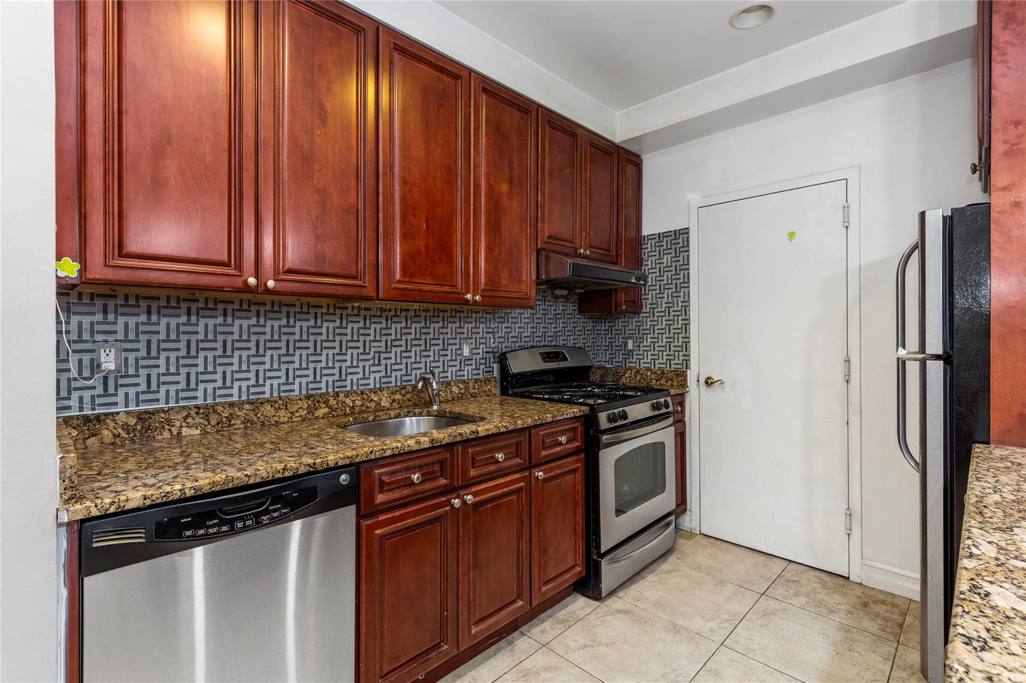 107-16 37th Avenue #3B, Corona, New York image 6