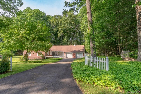 8 CARROLL ST, TILLSON, NY 12486 - Image 44032f3e575a6fa638b2bfa7a4ad40ff/1858326559
