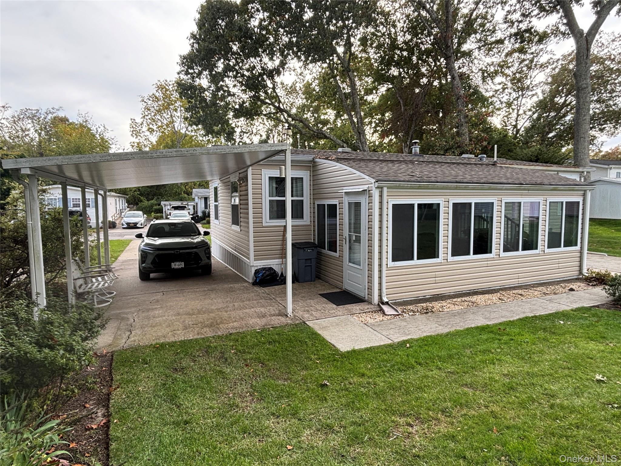 1661 Old Country Road 366