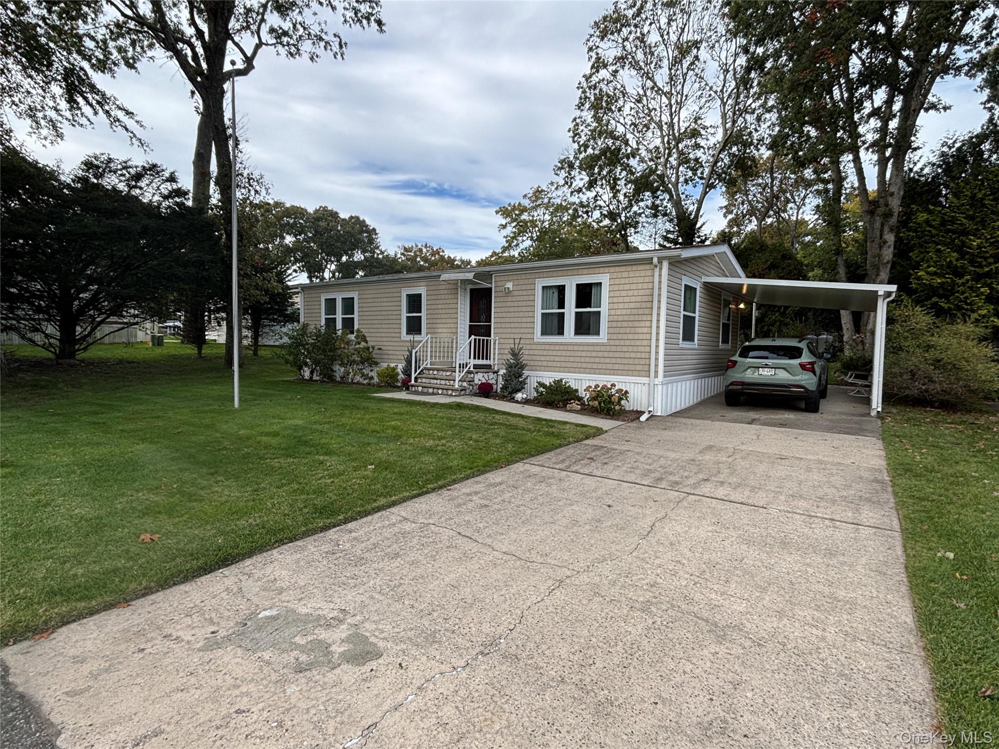 1661 Old Country Road 366