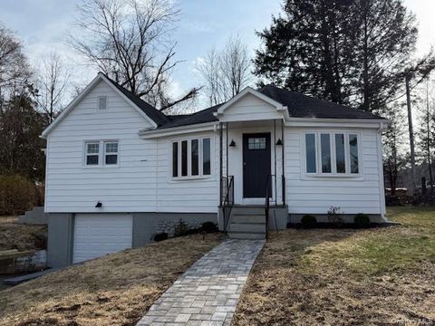 184 S Main Street Ellenville NY 12428