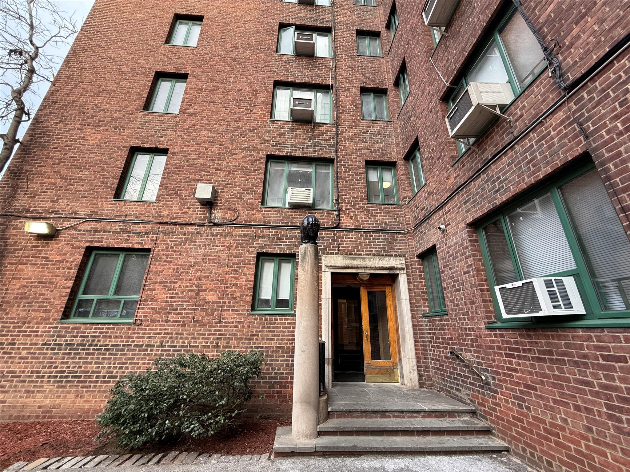 1560 Metropolitan Avenue #MH, Bronx, New York image 11