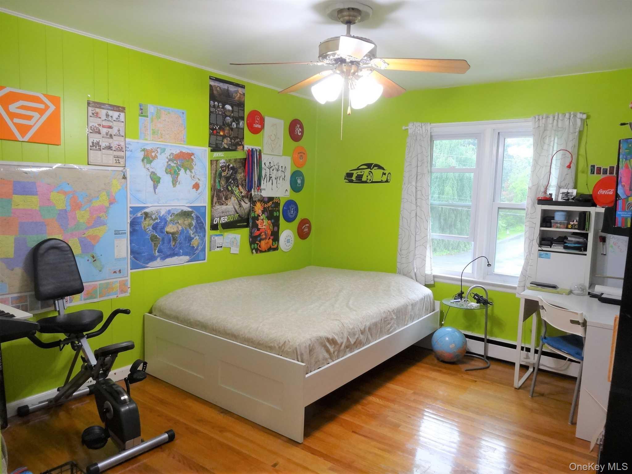 Poughkeepsie, New York 12603, United States, 4 Bedrooms Bedrooms, ,3 BathroomsBathrooms,Residential,Pending,250564