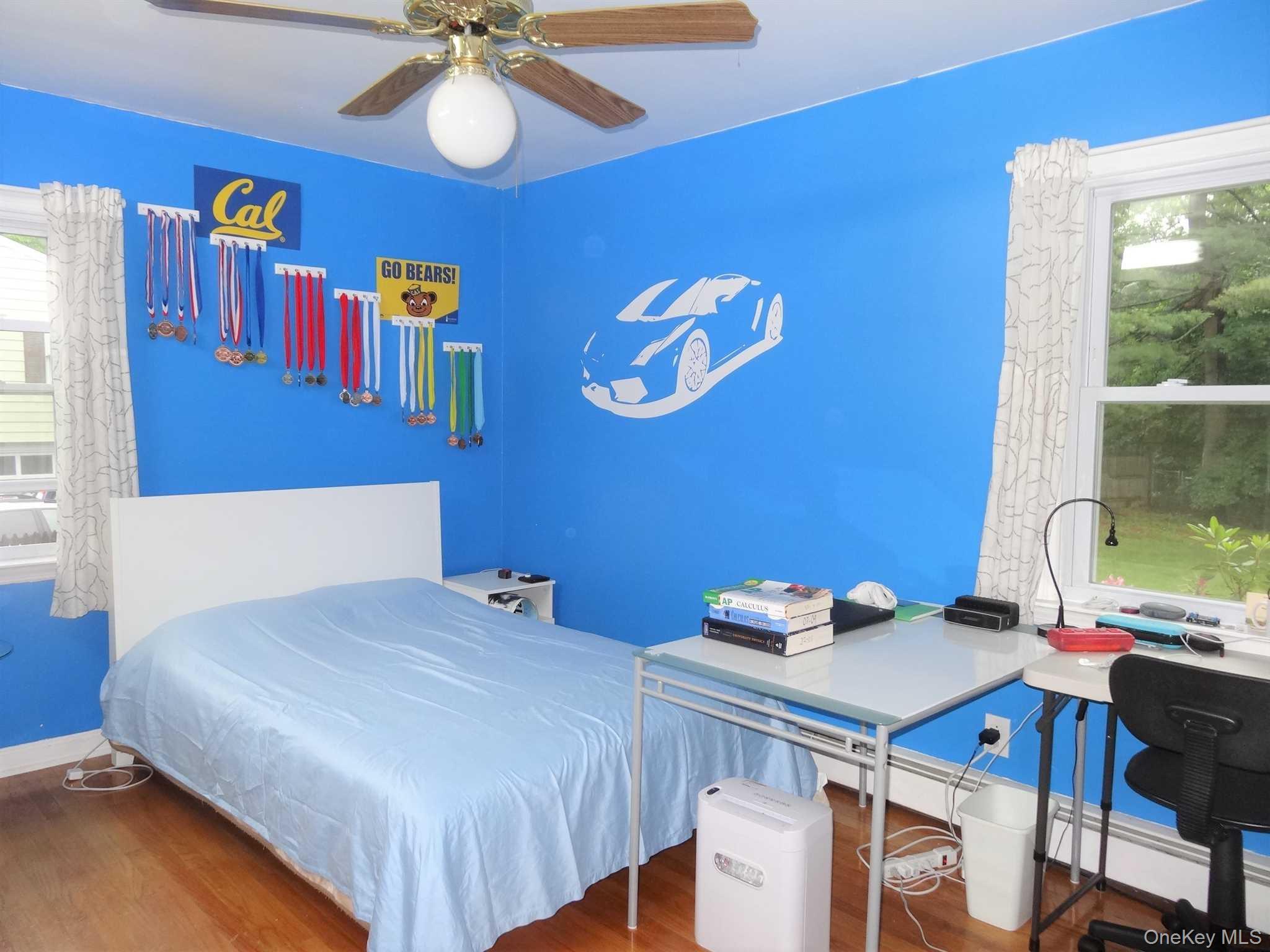 Poughkeepsie, New York 12603, United States, 4 Bedrooms Bedrooms, ,3 BathroomsBathrooms,Residential,Pending,250564