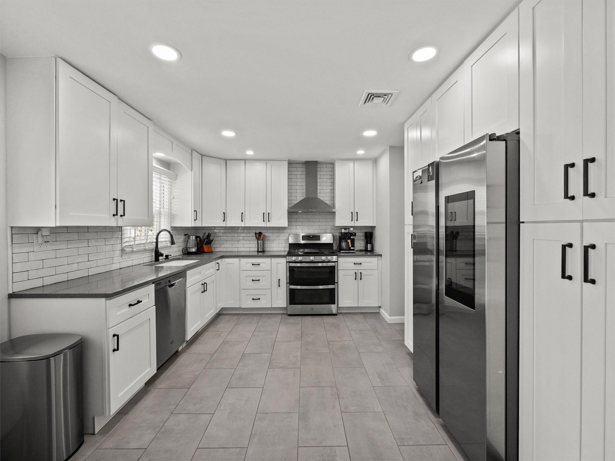 55 Goebel Road, New City, New York image 7