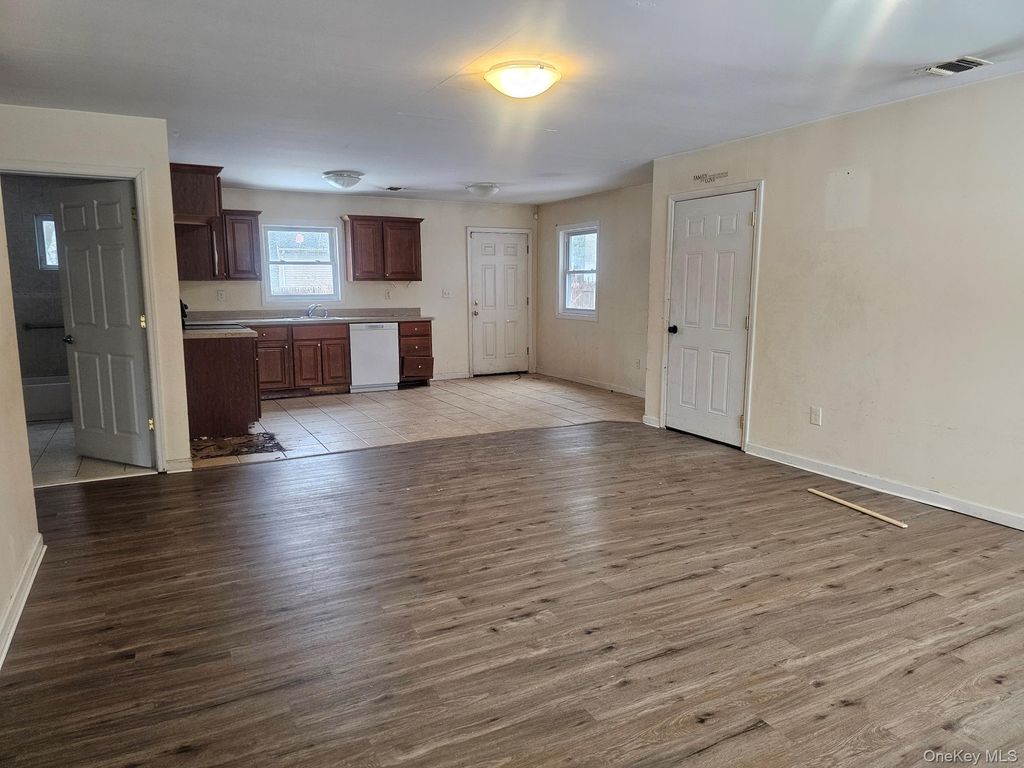 Photo of 556 Taylor Avenue, East Patchogue, NY 11772 (MLS # 968563)