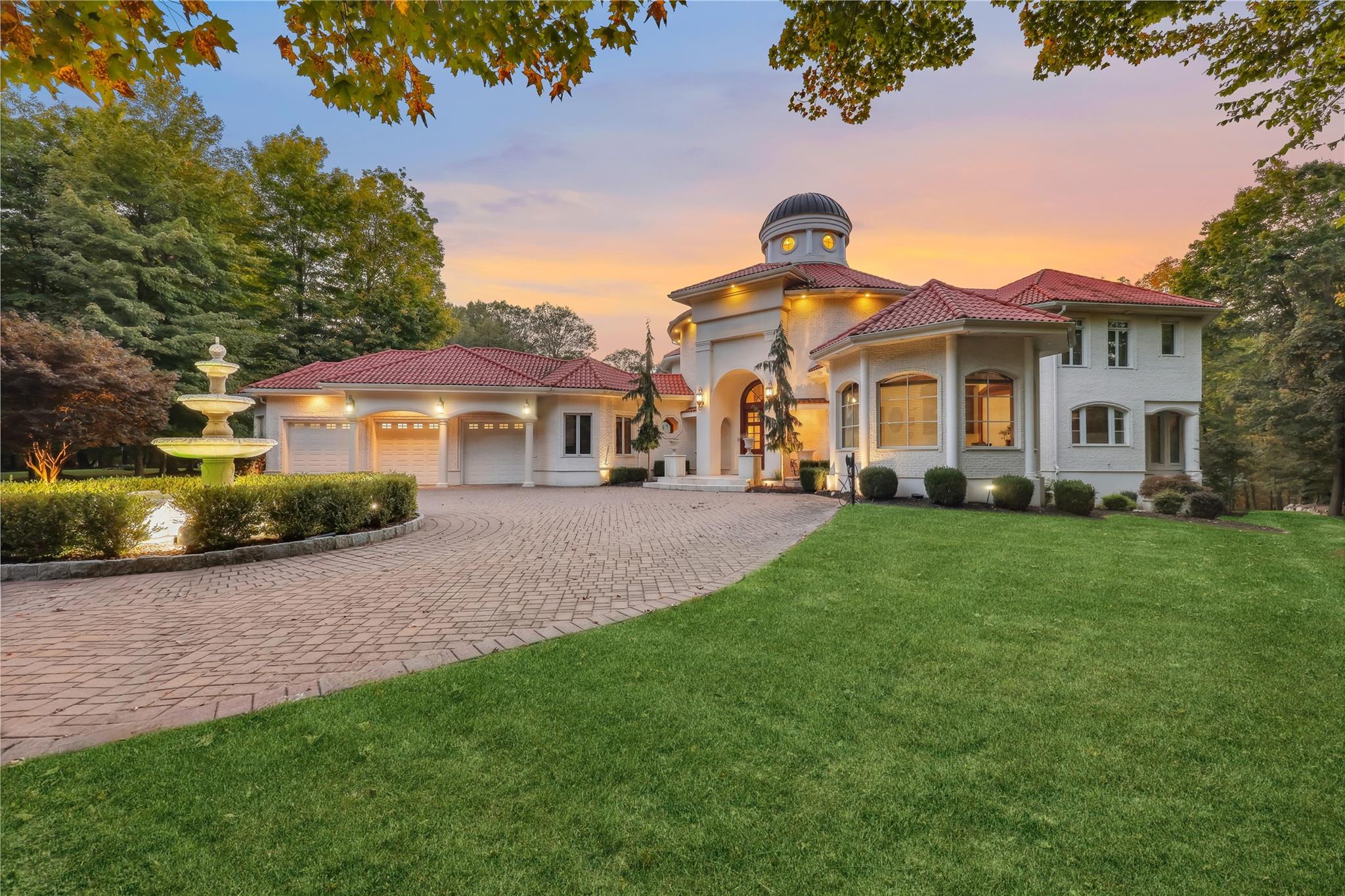 658 Haverstraw Road, Suffern, New York image 2