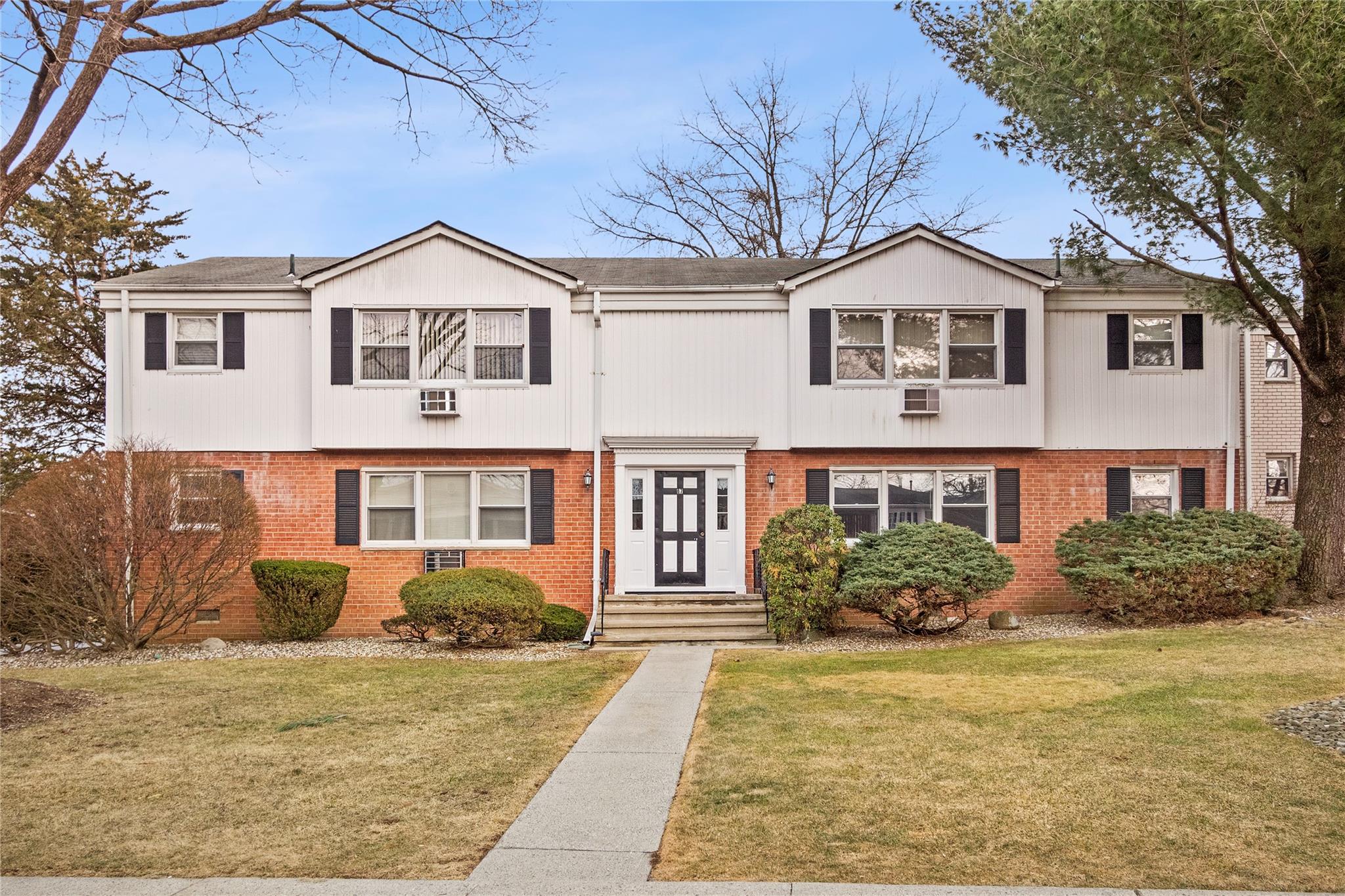 67 Bon Aire Circle #7502, Suffern, New York image 1
