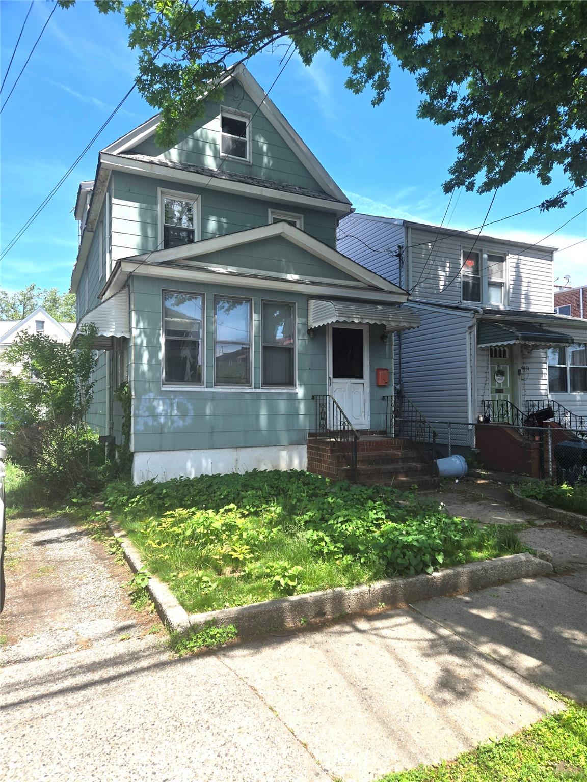 Property for Sale at 51st Avenue, Elmhurst, Queens, NY - Bedrooms: 3 
Bathrooms: 2 
Rooms: 6  - $875,000
