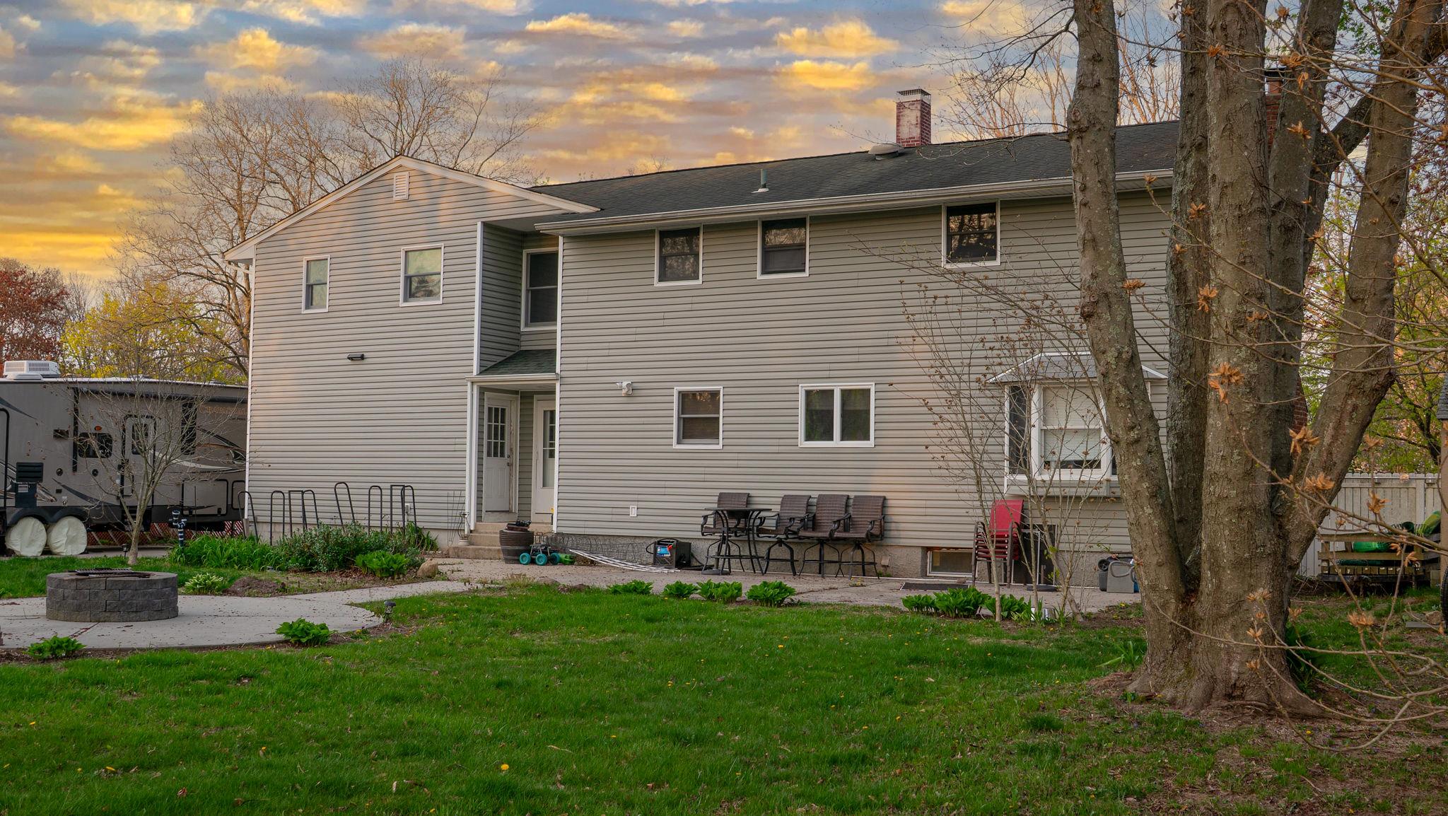 4 Young Rd. Rd, Coram, New York image 26