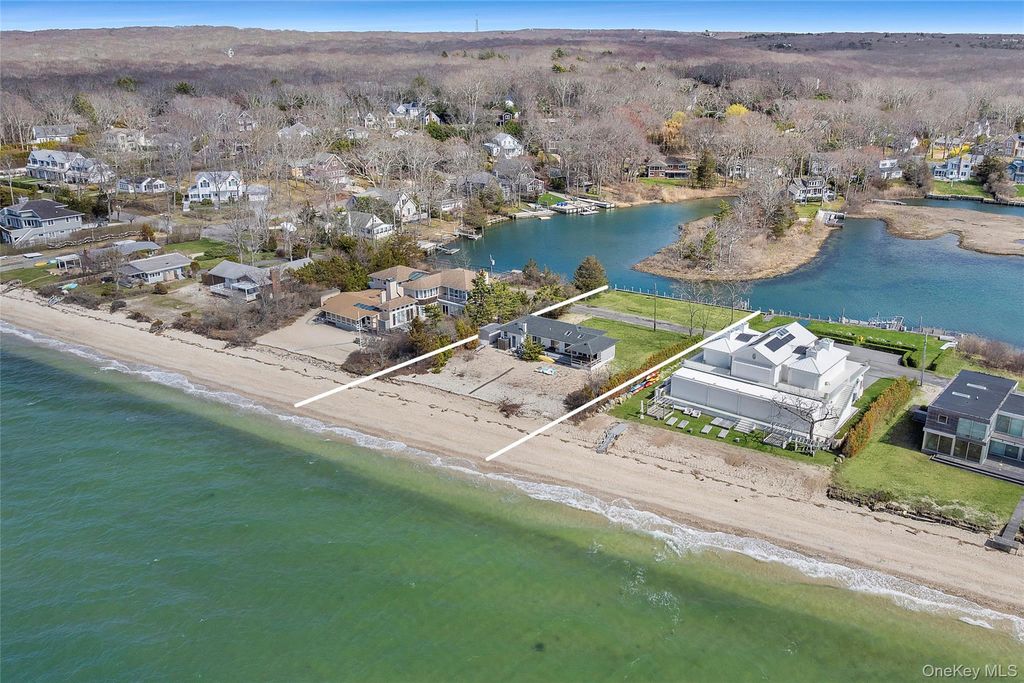 Photo of 21 E Shore Drive, Southampton, NY 11968 (MLS # 983585)