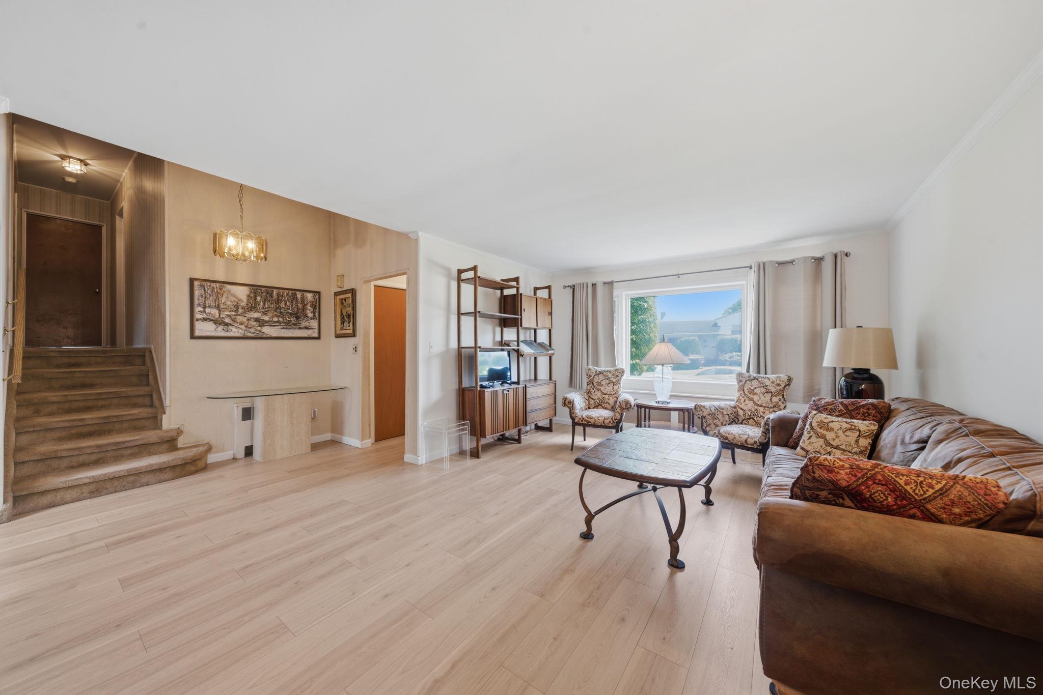 2637 Marin Lane