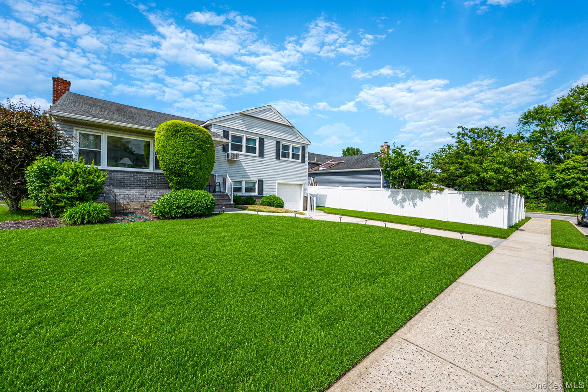 2637 Marin Lane