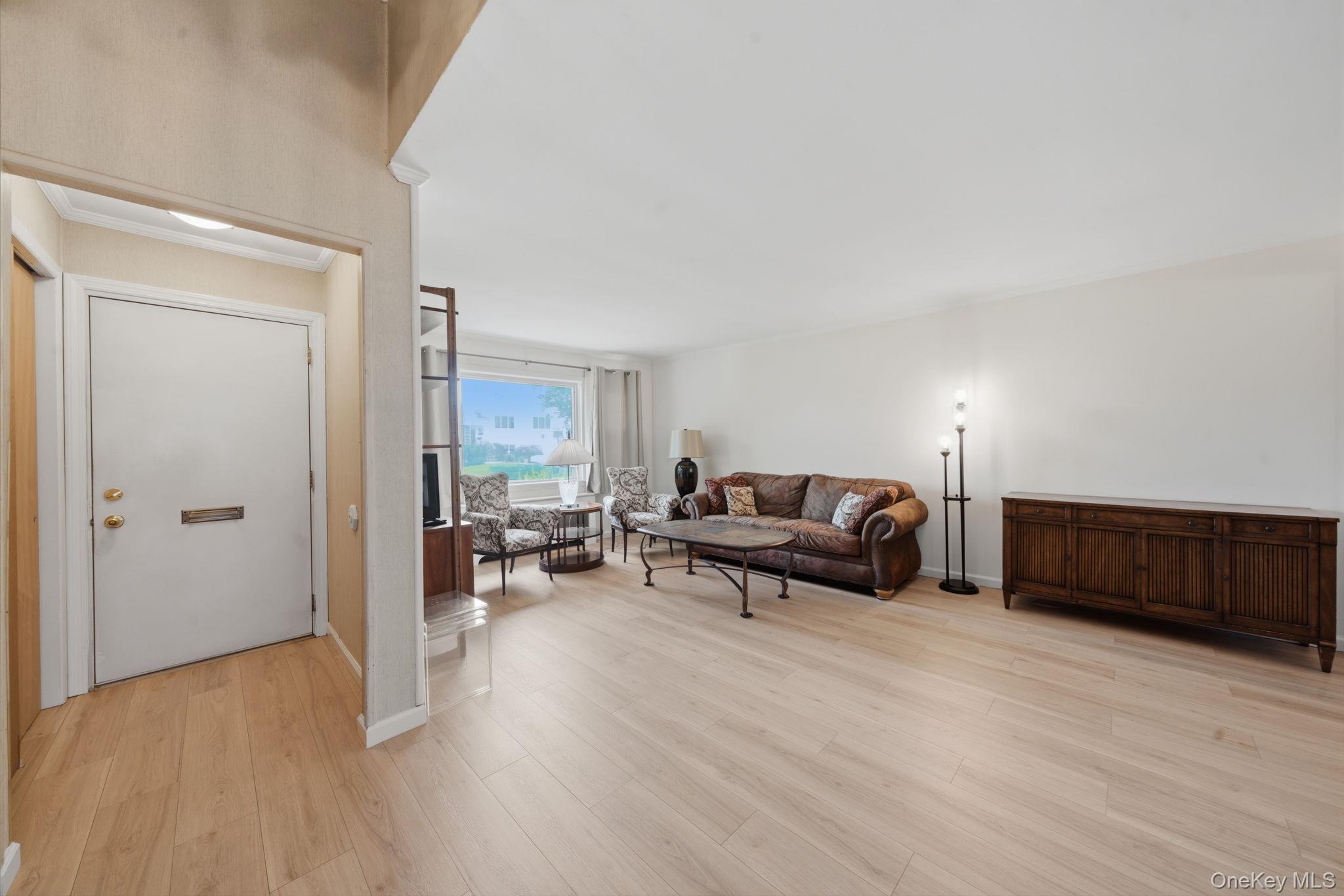 2637 Marin Lane