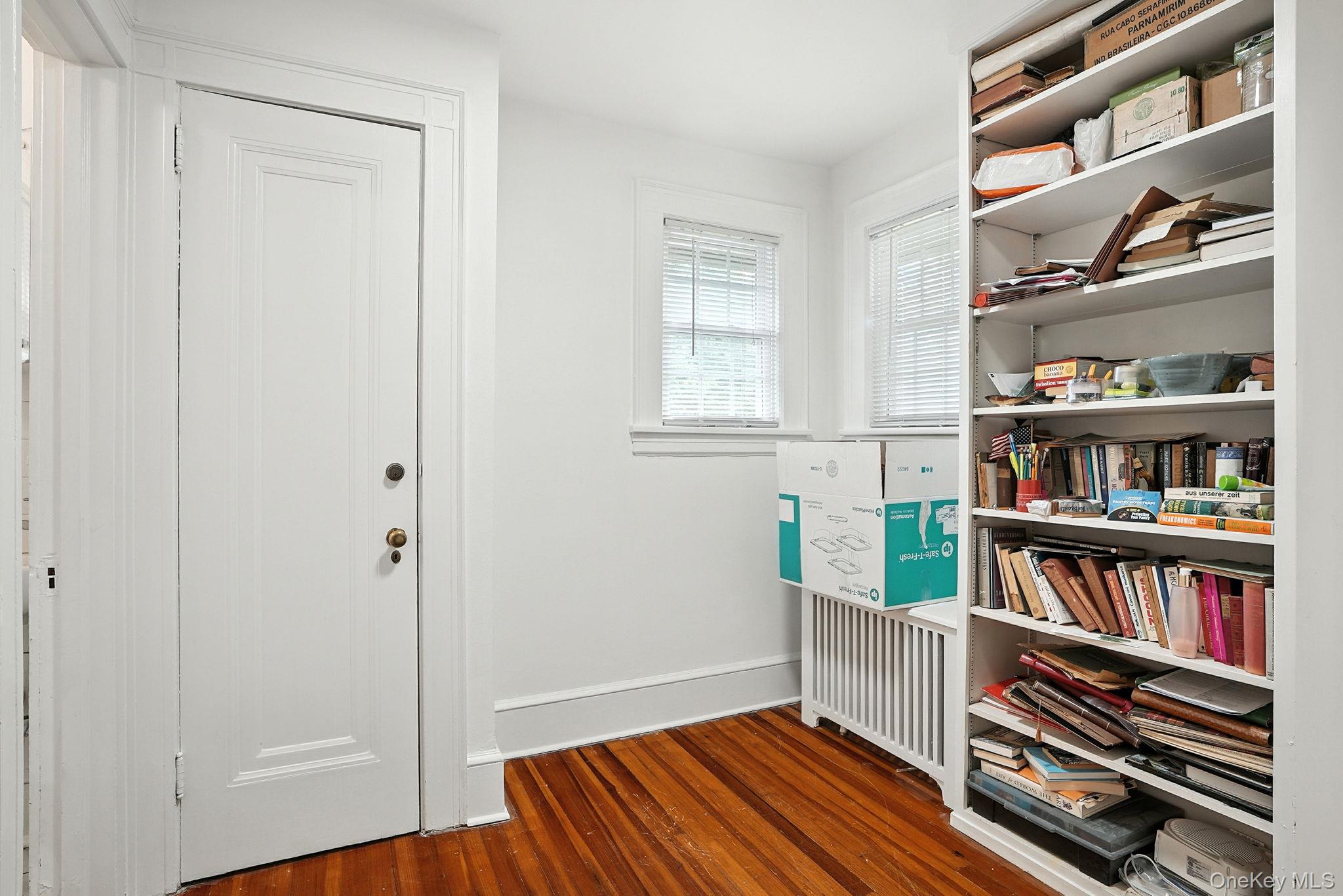 White Plains, New York 10605, United States, 4 Bedrooms Bedrooms, ,4 BathroomsBathrooms,Residential,Active,204155