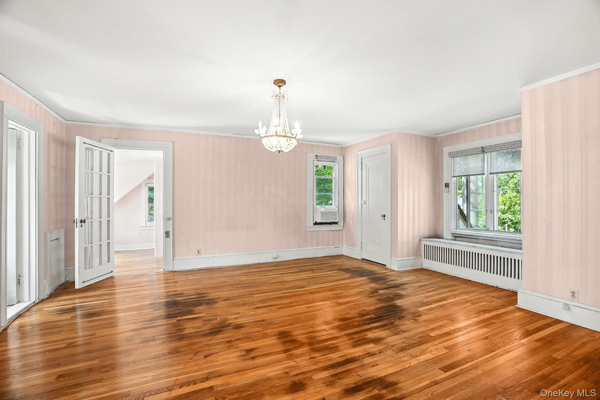 White Plains, New York 10605, United States, 4 Bedrooms Bedrooms, ,4 BathroomsBathrooms,Residential,Active,204155