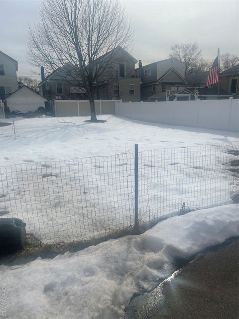 102-32 Rau Court Howard Beach NY 11414